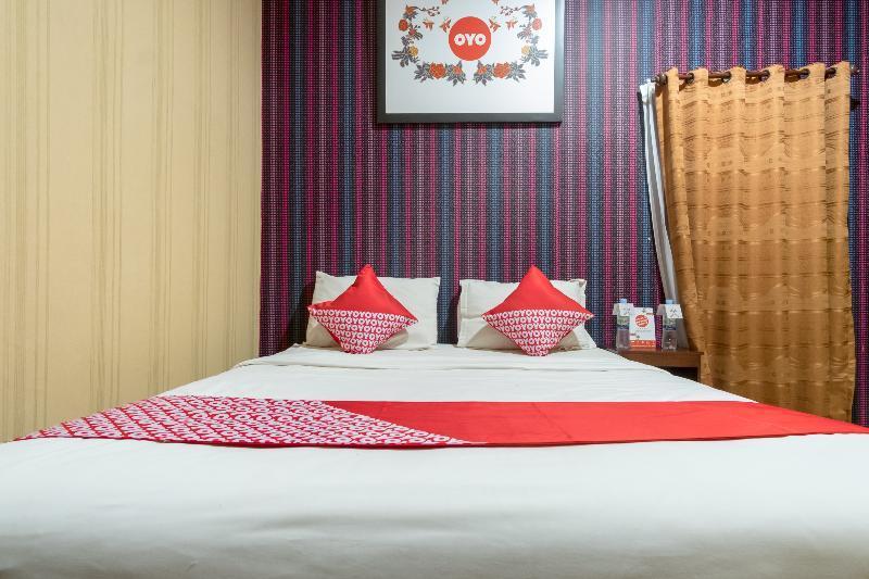 Oyo 741 Hotel Labuhan Raya Medan Kültér fotó