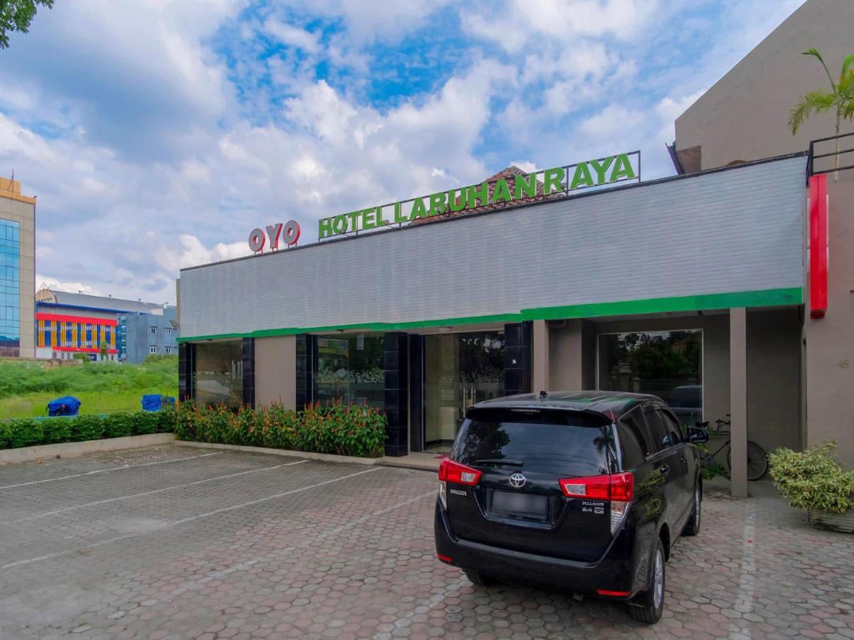 Oyo 741 Hotel Labuhan Raya Medan Kültér fotó