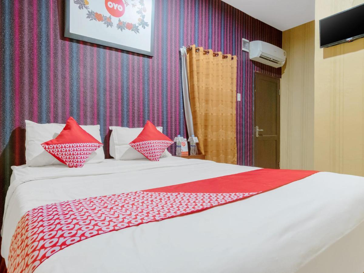 Oyo 741 Hotel Labuhan Raya Medan Kültér fotó