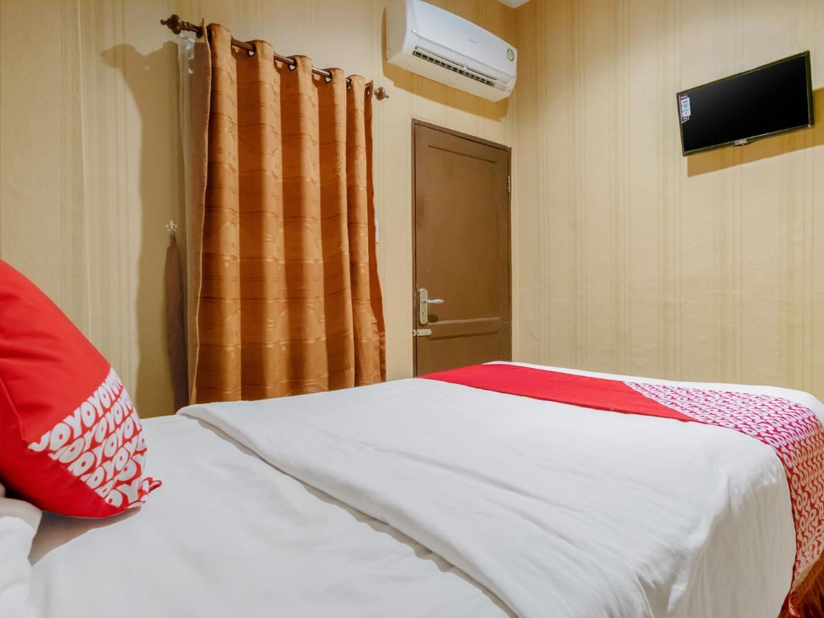 Oyo 741 Hotel Labuhan Raya Medan Kültér fotó