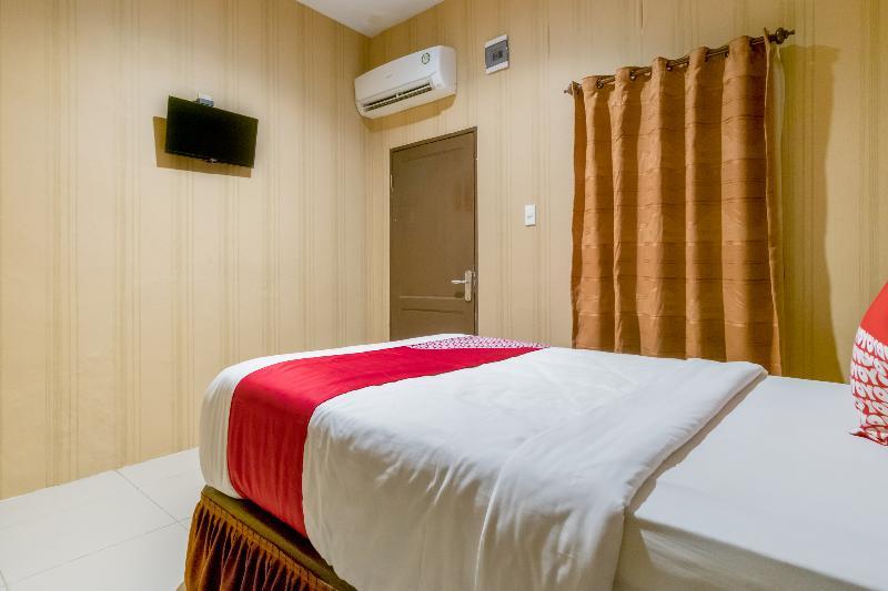 Oyo 741 Hotel Labuhan Raya Medan Kültér fotó
