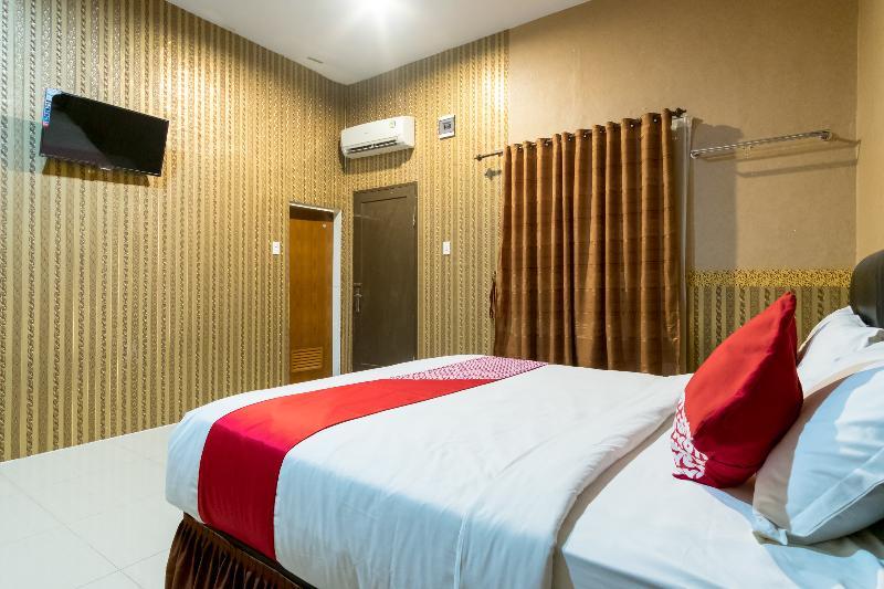 Oyo 741 Hotel Labuhan Raya Medan Kültér fotó